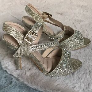 Heart’s collection gold rhinestone heels